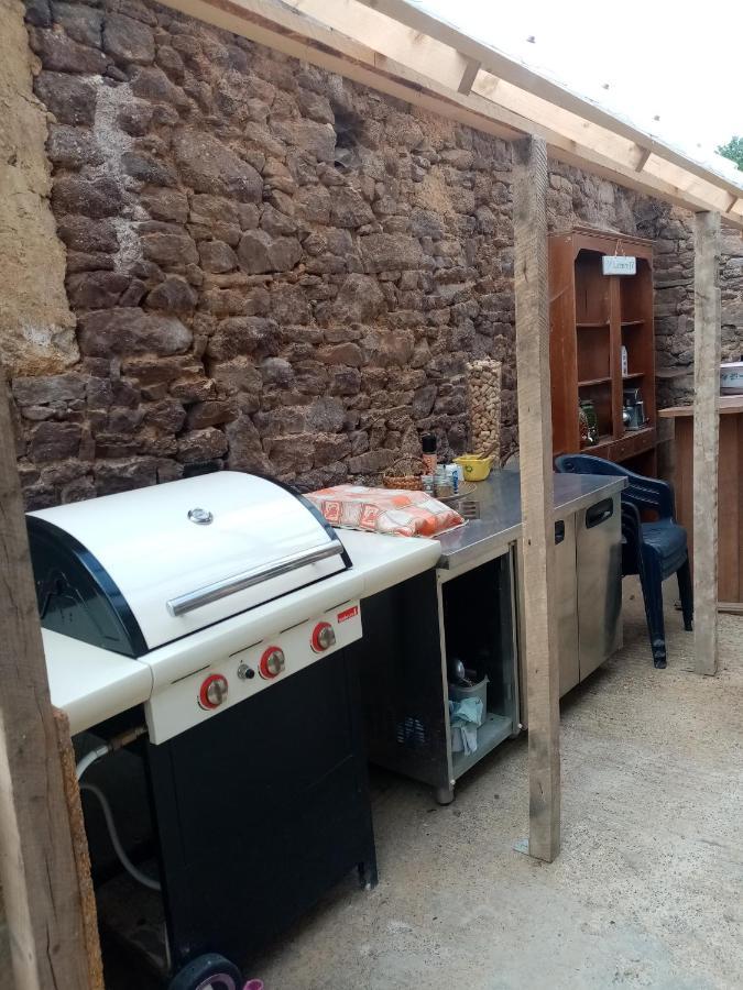 La Tour De Ver Gite Atypique Possibilite Table D'Hotes Sur Reservation Esterno foto