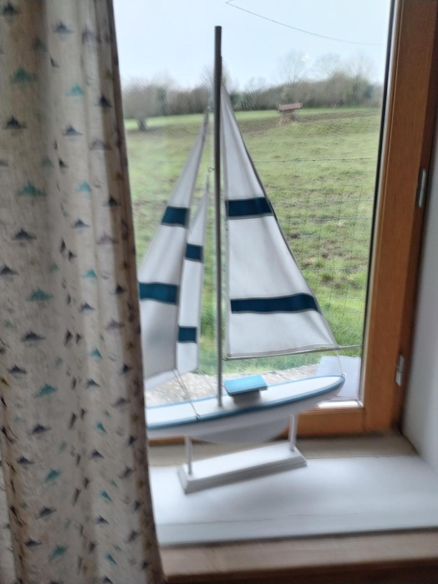 La Tour De Ver Gite Atypique Possibilite Table D'Hotes Sur Reservation Esterno foto